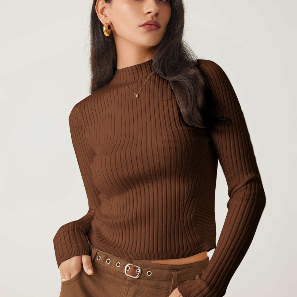 Chocolate Brown Fitted Ribbed Top with Long Sleeves